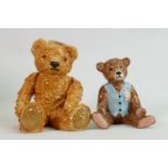 Beswick seated bears: George and Archie. (2)