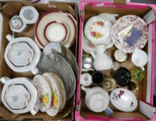 A mixed collection of items to include: Meakins floral decorated tea ware, Royal Doulton