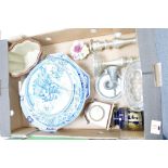A mixed collection of items to include: blue & white decorative plates, small oak cased mantle
