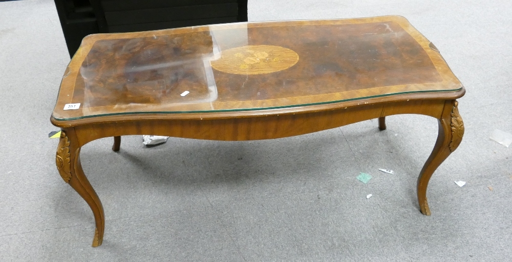 Inlaid walnut coffee table with protective glass top: - Image 2 of 2