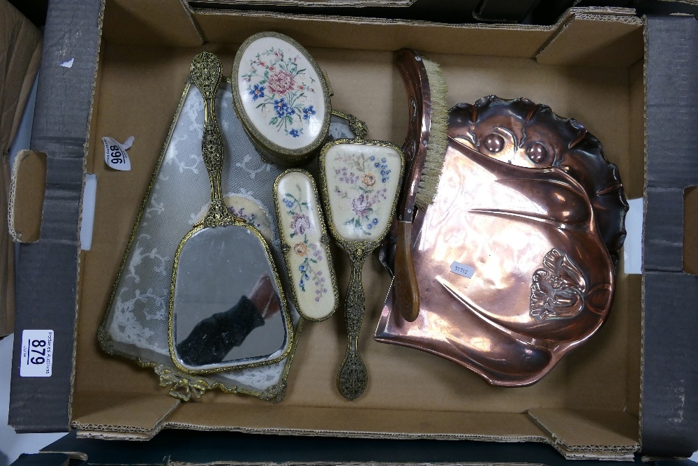 A mixed collection of item to include: Beldray Copper Crumb Tray & Brush, base metal dressing