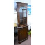 Single door walnut corner unit: