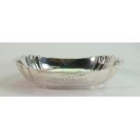 Art Deco silver fruit bowl Sheffield 1929: Weight 342g, has engraved dedication to one edge.