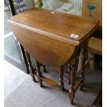 Small Oak Gate Leg Table: