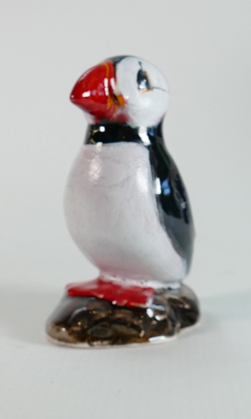 Anita Harris Model of a Puffin: height 12cm