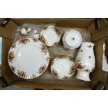 Royal Albert Old Country Roses dinnerware: Includes 10 x large dinner plates 26.5cm, 6 x bowls 15.