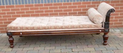 William IV Rosewood veneer day bed or chaise lounge: Earlier 19th century, measuring 193cm long x