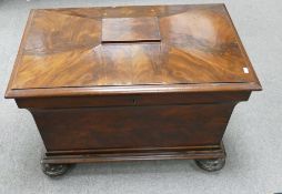 Regency Mahogany Cellarette or wine cooler: In the manner of Gillows, a nice quality piece measuring