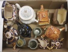 Mixed collection of items: Sadlers tea service, Royal Albert Memory Lane teapot (2nds), Royal