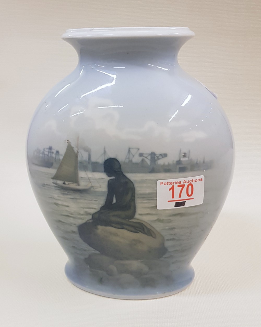 Royal Copenhagen vase: depicting Little Mermaid statue on the front, 23cm in height.