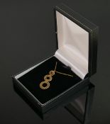 9ct gold Filigree circle pendant :with 18? necklace, QVC brand new & boxed, 2g.