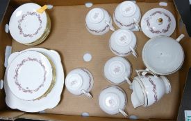 Minton Laurentian patterned 21 Piece Tea Set: