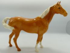 Beswick Palomino Swishtail horse 1182: