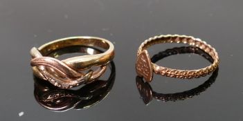 Two x 9ct gold rings: Victorian rose gold heart shaped ring with initials, together with 9ct two