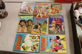 A collection of vintage annuals: Range Rider, Rupert, Dandy etc (1 tray).