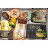 A good collection of vintage tins: (1 tray).