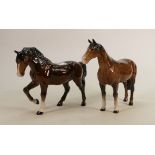 Beswick Huntsman's horse and Joggy Stocky Mare :855. (2)