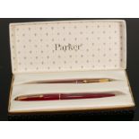 Parker standard 17 pen & pencil set boxed: Excellent condition, hardly if ever used, in good