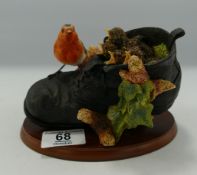 Border Fine Arts Boxed Figure Robins Chicks in Boot RB45: