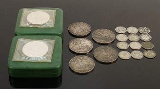 A collection of Silver coins: Including 5 Victoria Crowns, 2 Royal Mint 1972 Silver proof Crowns, - Image 2 of 2
