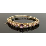 9ct gold bracelet set with amethysts and pearls: 16.5g.