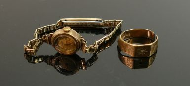 9ct gold broken ring and ladies 9ct gold watch: Ring weighs 3.6g, together with small UNO ladies