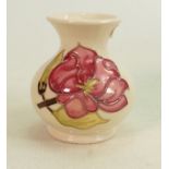 Moorcroft vase Magnolia pattern: Measures 10cm x 8cm. With box. No damage or restoration.