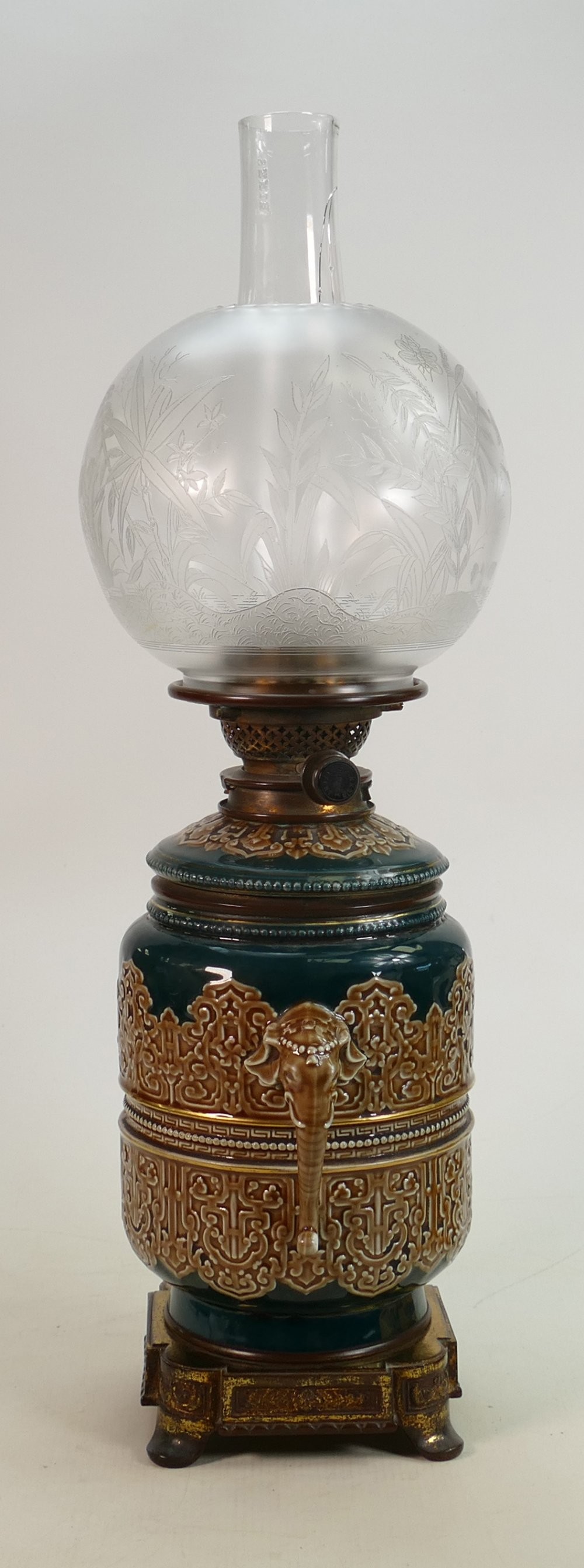 Victorian pottery oil lamp with Hinks burner: Embossed pottery lamp base with elephant head - Image 6 of 6