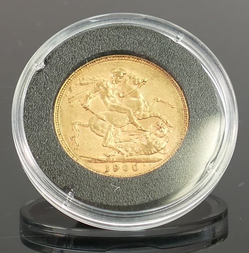 1900 Gold Full Sovereign: In plastic case.