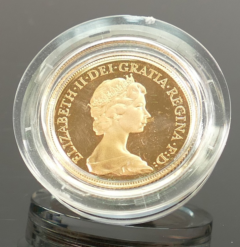 1980 Gold proof Full Sovereign: Royal Mint in plastic proof case in leather case with certificate.