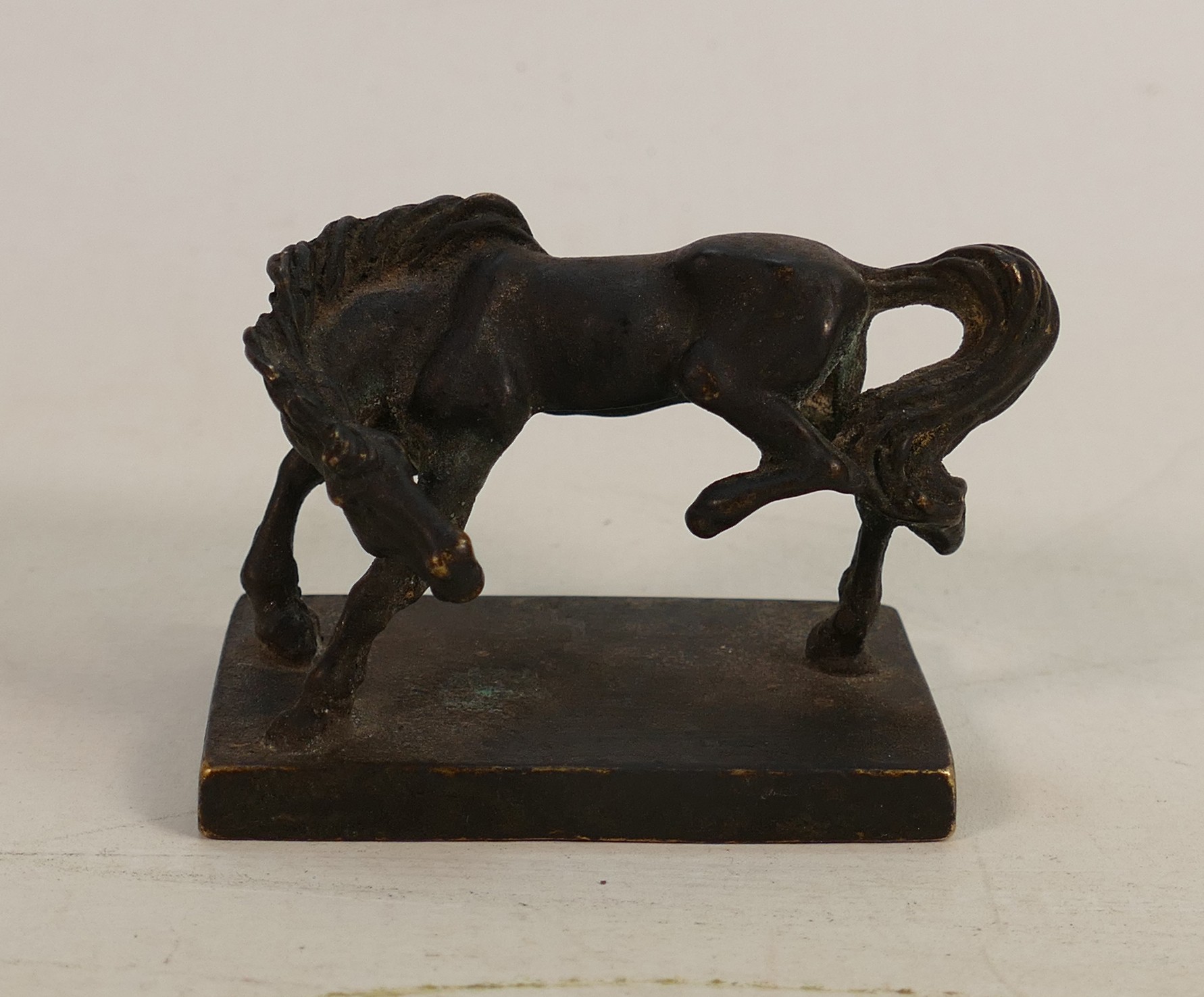 Chinese solid bronze seal as horse on base: 6cm x 3.25cm. - Image 2 of 6