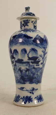 19th century Chinese porcelain blue & white jar & cover: Decorated with landscape scenes, height