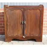 Georgian style Mahogany cupboard: 76cm wide.