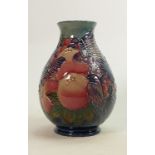 Moorcroft vase Finch Blue pattern: With box. Measuring 19cm x 14cm. No damage or restoration.