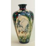 Moorcroft vase Blue Crane pattern: With box. Measuring 24cm x 14cm. No damage or restoration.