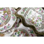 A Coalport Indian Tree part dinner set: Comprising tureens, sauceboat, ruffled plates, bowls