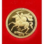 1979 Gold proof Isle of Man Full Sovereign by Pobjoy mint: In plastic sleeve & certificate.