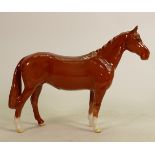 Beswick chestnut huntsmans horse 1484: (Good restoration to rear leg).