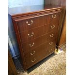 Good quality mahogany finish chest of 5 drawers: 83cm wide, 49cm deep and 111cm high.