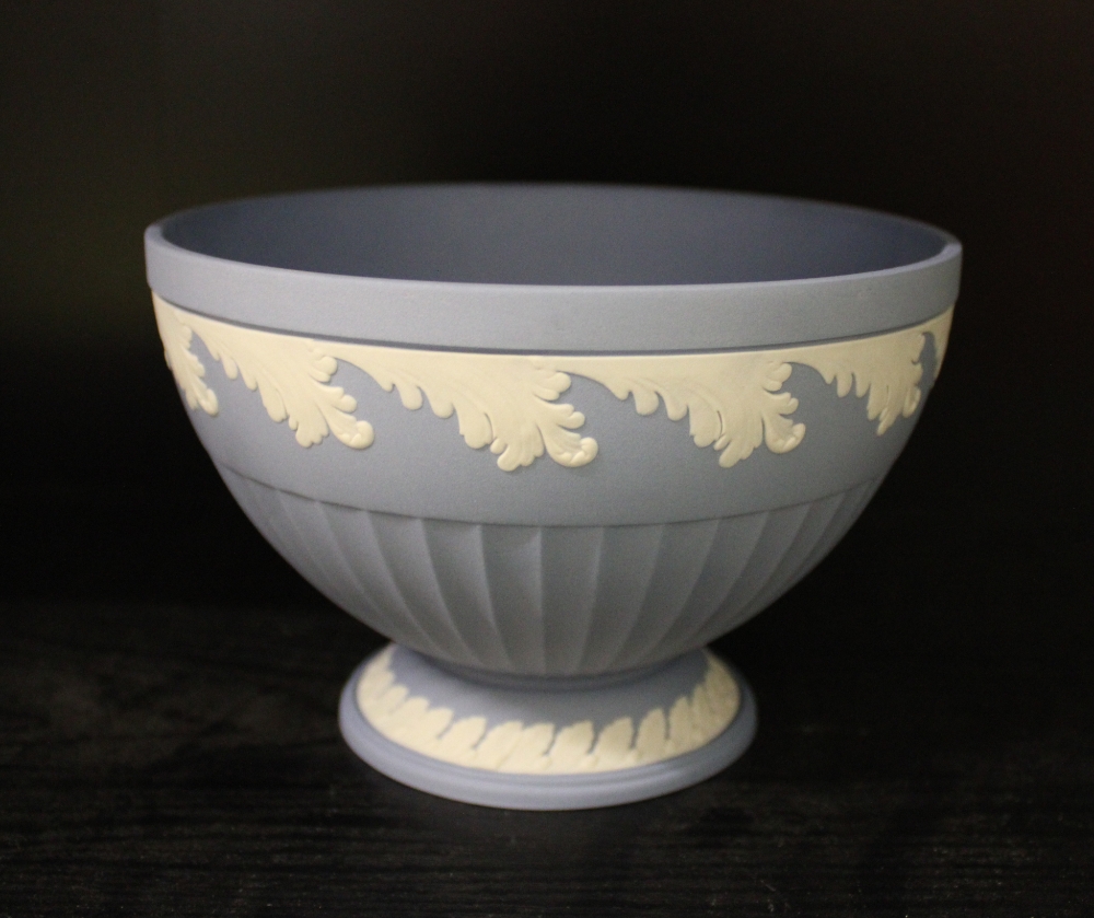 Wedgwood Jasperware Footed Bowl: boxed