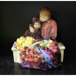 Royal Doulton figurine: Flower Sellers Children HN1342.