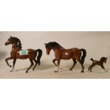 Beswick Stocky Jogging Brown horse: ( 2 legs A/F) together with a small Stretched foal ( 1 leg A/