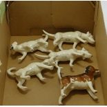 Beswick 2nd version foxhounds: to include 2265 x 2, 2264, 1st version 944 and a beagle 1939 (5)