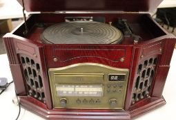 Nostalgia Music Centre Model BU/SB513798: with turntable, AM/FM radio, CD & cassette player in