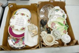 A mixed collection of items to include Royal Albert old country roses calendar plate: Royal Albert