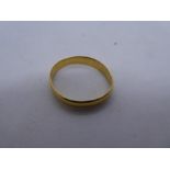 22ct Yellow gold wedding band, AF, mishapen, 3g, marked 22
