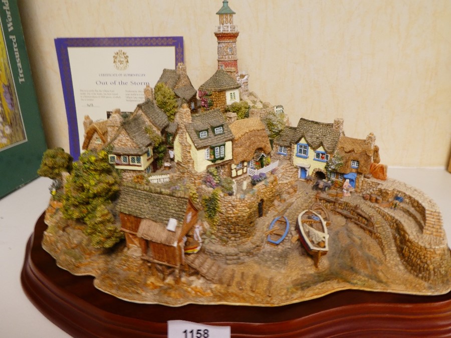 Large boxed Lilliput Lane model 'Out Of The Storm' with certificate 1473/3000