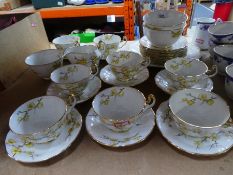 Quantity of pretty English teaware of floral design