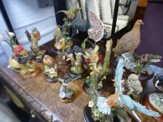 Large quantity of mostly Border Fine Art model animals to incl. Kingfisher, owl, horses etc and a ma