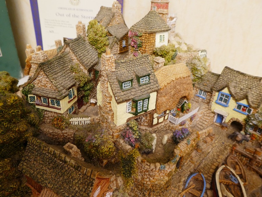 Large boxed Lilliput Lane model 'Out Of The Storm' with certificate 1473/3000 - Image 2 of 3